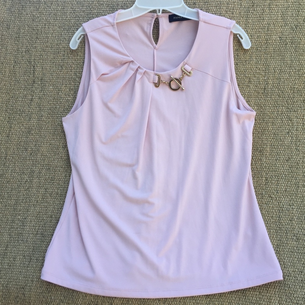 Ivanka Trump sleeveless Top